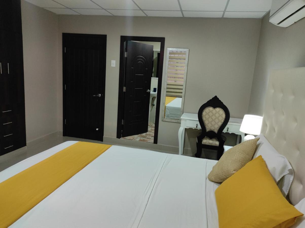 Royalinn Guayaquil Esterno foto